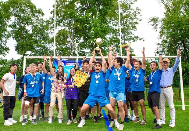 Summer football tournament of Vietnamese Students in France held